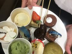 -大中华希尔顿酒店-念自助餐·嗨啤·小龙虾