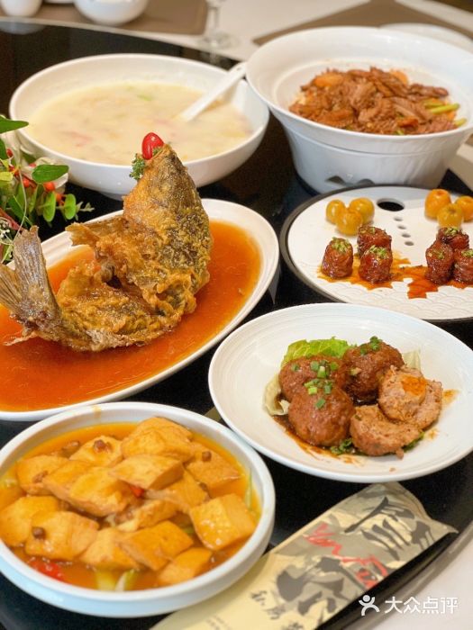 闫府私房菜·百年鲁菜(恒隆店)图片