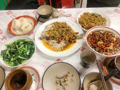 -堂瓦里·33年传统赣菜(第一街区店)