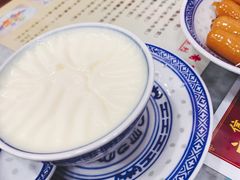 -广信牛奶甜品世家(台东店)
