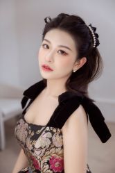 -洋洋婚纱品牌集合店