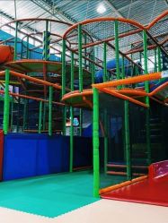 -爱丽丝奇幻乐园