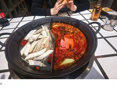 -贰回巷火锅馆(钟楼店)