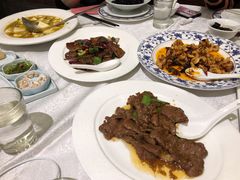 -梅龙镇酒家(南京西路总店)
