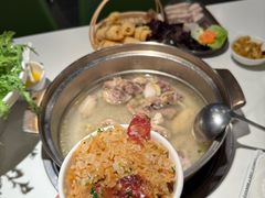 -烹然四季椰子鸡火锅(姚家园万象汇店)