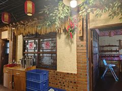 -靠山屯东北农家菜(八龙桥雅苑店)