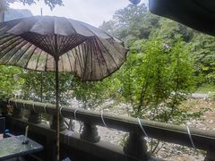 -华冠悠岚·庭院餐厅(青城后山店)