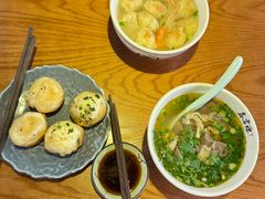 -鑫震源·苏式大虾生煎(山塘街店)