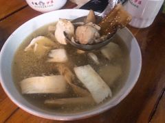 松茸炖鸡-翕庐小苑