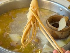 -朴小妹人参鸡汤火锅(长白山万达店)