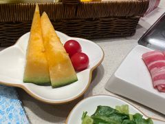 -海底捞火锅鲜切牛肉主题店(长寿路店)