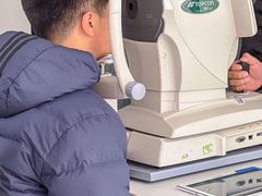 -发茂眼镜·蔡司依视路镜片(镇坪路店)