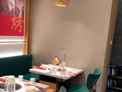 -三人行骨头王火锅(长寿店)