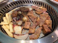 -阪尚皇·原切牛排·烤肉火锅自助(北京路店)