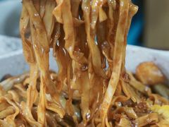 -内蒙焖面大盆骨餐馆(山大路店)
