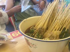 -拈签一笑黄牛肉辣卤串串