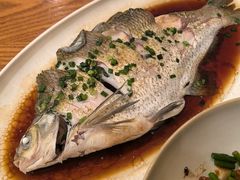 葱油鳊鱼-芳草地度假酒店·野炉中餐厅