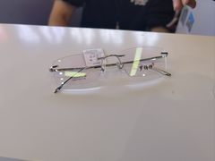 -罗伯特眼镜·蔡司官方授权(前海桂湾店)