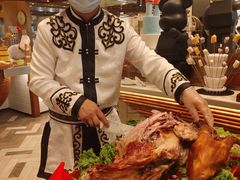 烤全羊-济南香格里拉·咖啡泉自助餐厅