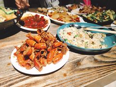 -嗨辣小聚·盘锦河蟹·海鲜烧烤龙虾(盘锦十年好店)