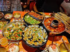 -何师烧烤Pro ·江湖川菜·小龙虾·精酿(太古里旗舰店)
