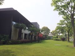 -上海怡沁园度假酒店