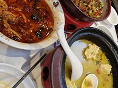 -渝是乎酸菜鱼·川渝小炒(新世界百货望京店)
