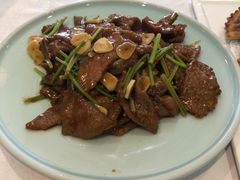 蒜爆鲜切牛柳-天和晟烤鸭店(玉泉西街店)