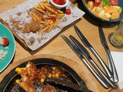 -菲滋意式餐厅(临海银泰店)