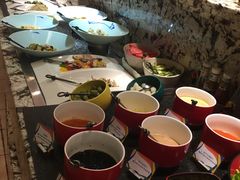 自助调料区-五洲皇冠巴西烤肉餐厅