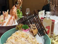 -红鼎豆捞·非遗鲍皇汤火锅(宝丰路店)