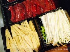 -牛记皇鲜牛肉火锅(环球度假区梨园店)
