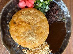 -包整·丝娃娃(一览甲秀楼风景店)