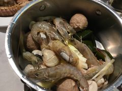 -领鲜活海鲜榴莲自助火锅(东门店)