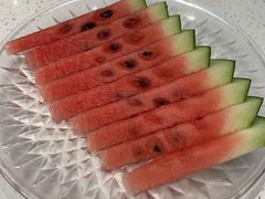 西瓜-牛村来人潮汕牛肉火锅(西单店)