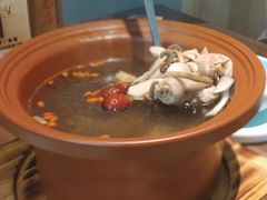 -有红鸡毛店·川菜(建设路店)