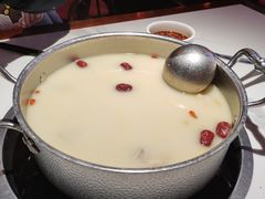 -满香宜猪肚鸡(叠彩万达店)