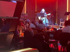 -TZ House音乐现场(来福士中心店)