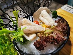 -湊湊火锅·茶憩(杭州湖滨银泰in77店)