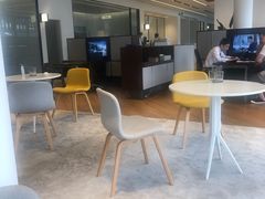 -上海宝诚尊悦宝马4S店(静安店)