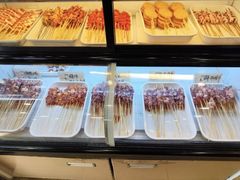 -哈尔滨小酒馆·鲜肉现穿自助烧烤(康新花园店)