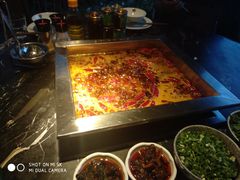 -二荆条·蜀鲜汇城市森林火锅