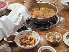 -亮欢寨(凯里总店)