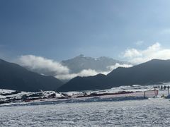 -丝绸之路山地度假区滑雪场