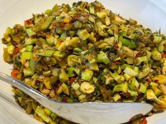 -老湘亲·品鉴湘菜(蔡塘爱琴海店)