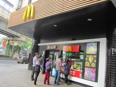 门面-麦当劳(四川北路店)