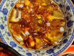 -爆炸头阿姨小四川正宗川味小吃(无任何分店)