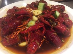 -龙巢盱眙龙虾·牛蛙·烧烤宵夜(八卦岭店)