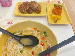 -谭仔米线(皇庭广场店)