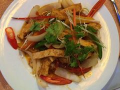 -Lanterns Vietnamese Restaurant